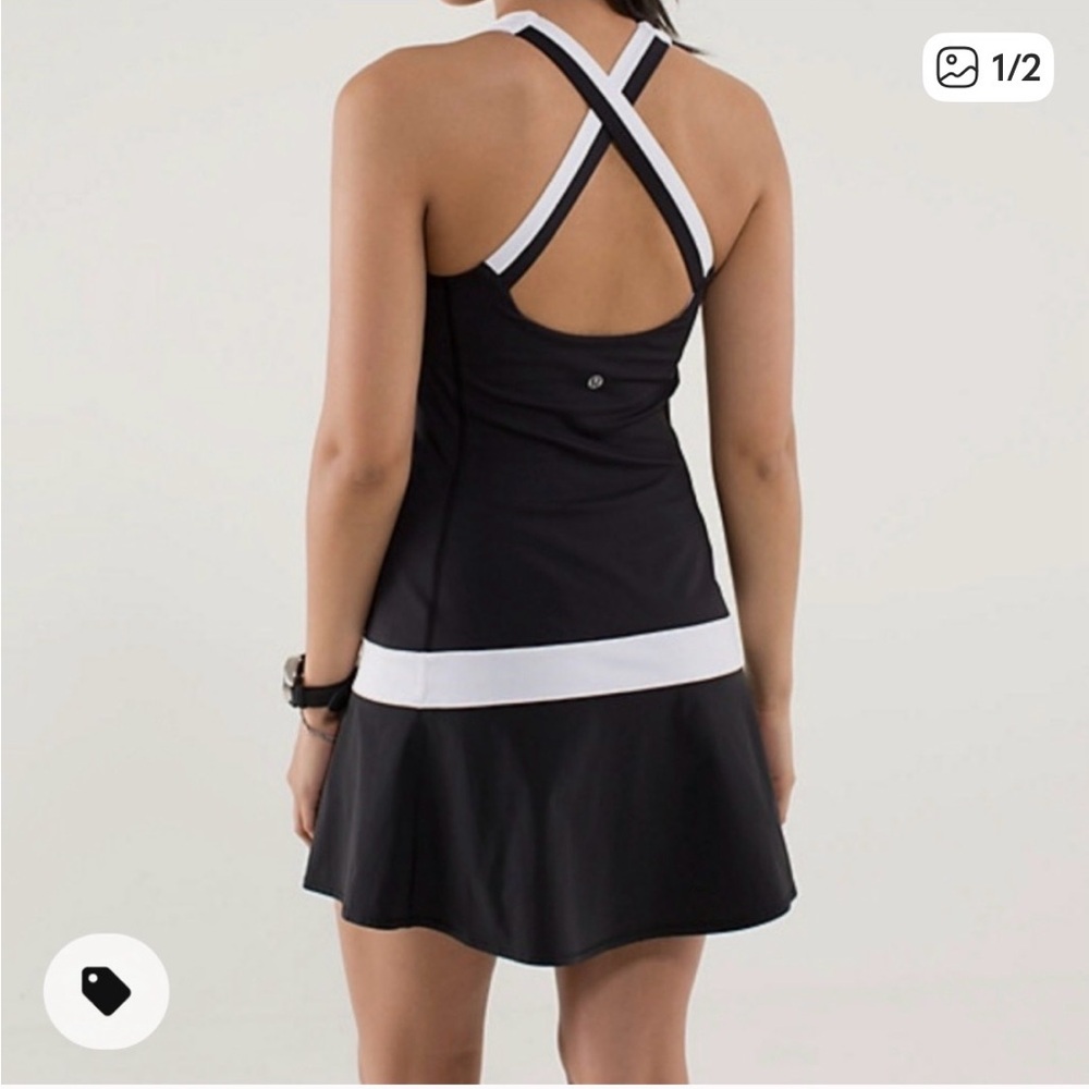 Lululemon Hot Hitter Dress Black and White Crossback Size 6